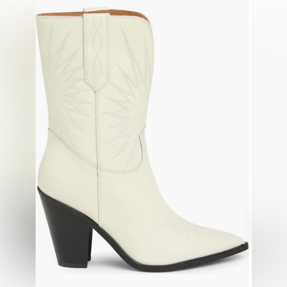 New Size 7 Marc Fisher Rogers Women's Western cream‎ leather boots
